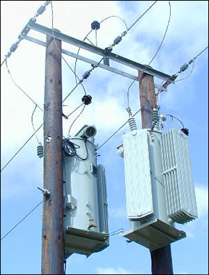 Voltage Regulators can be mounted on a single pole